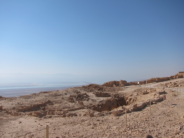 off-grid, desert village, platform, technology, Israel,