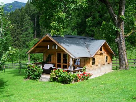 Tiny House, off-grid, build your own, retirees, retirement, small, mini, houses, homes, self sustaining